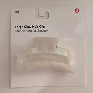Lululemon “large” hair claw clip